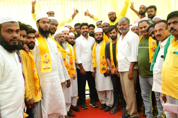 Investors have lost faith in State Govt, says Lokesh