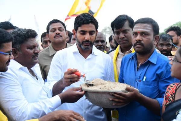Jagan doing great injustice to Dalits by diverting sub-plan funds, says Lokesh
