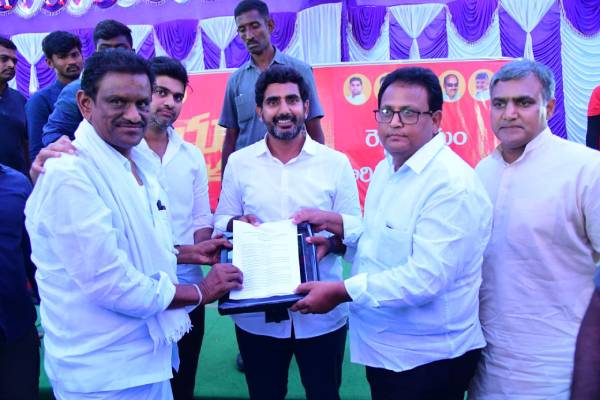 Lokesh promises to revive all welfare schemes for farmers in coming TDP govt