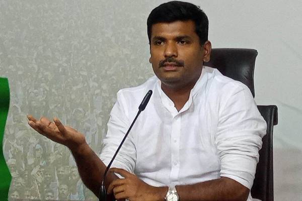 Andhra minister terms Vizag steel plant privatisation a big scam