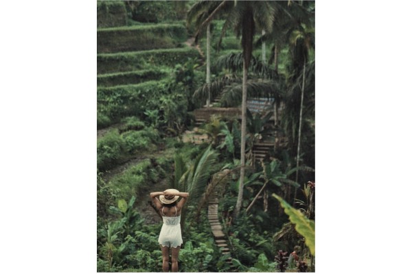 Samantha holidaying in Bali