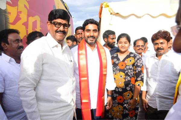 TDP govt will be complete all pendi projects, says Lokesh
