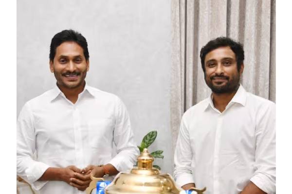 Cricketer Ambati Rayudu is likely to be YSRCP candidate for Guntur LS