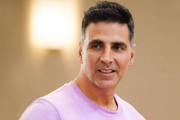 Bollywood star Akshay got Indian citizenship on Independence Day