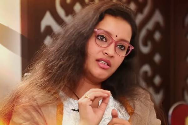 Shocking: Renu Desai Dismisses Rumors of Akira Nandan’s Film Debut