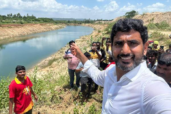 Lokesh promises compensation to Chintalapudi project displaced