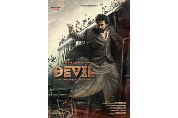 Change in director for Kalyanram’s Devil