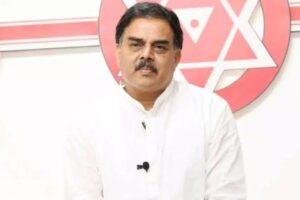 Nadendla Manohar Gets Angry Over Garbage Issue in Tenali