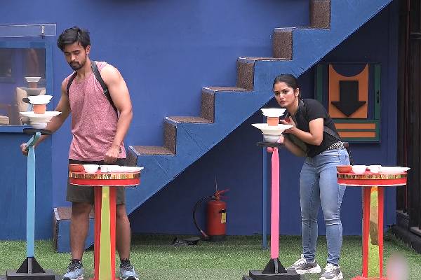 Bigg Boss 7 Telugu: Eviction Free Pass Task, Dinner Party Drama, and a Controversy
