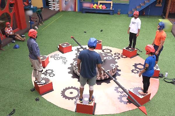 Bigg Boss 7 Telugu: A Battle for the Finale Astra Intensifies with Tactical Moves