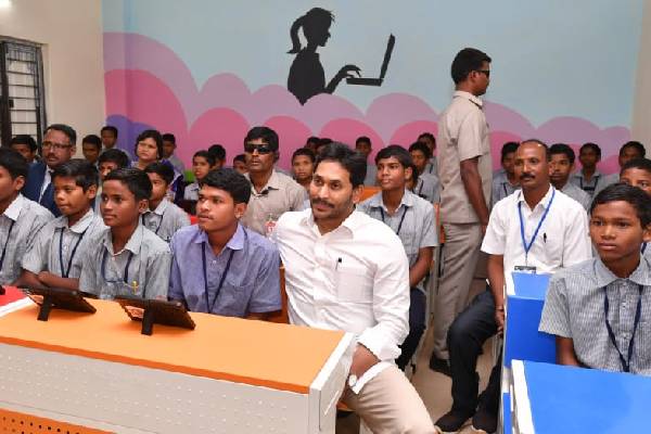 Jagan launches distribution of tabs to students
