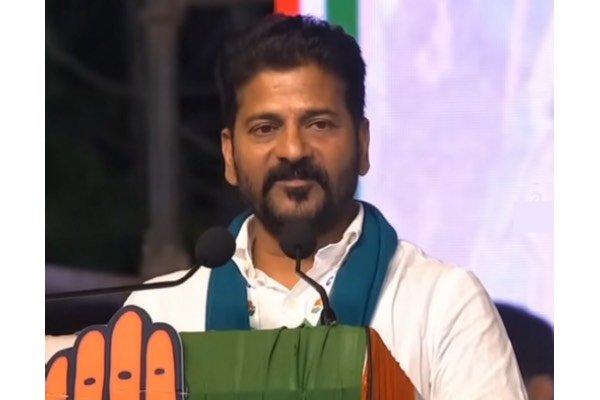 Revanth Reddy holds Praja Darbar, to have it every Friday