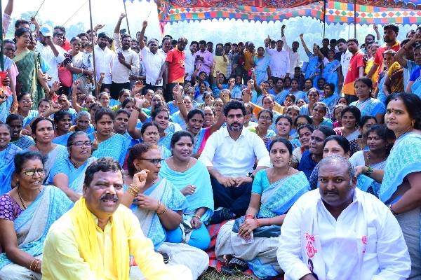 Is Jagan running a Govt or private army, asks Lokesh