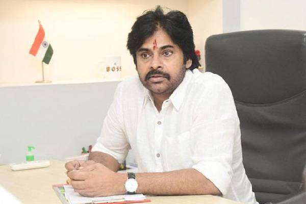 Pawan to camp in Kakinada for three days