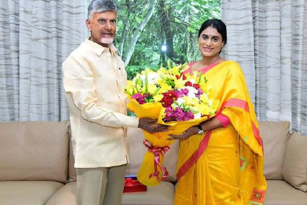 Sharmila invites Naidu for her son’s wedding