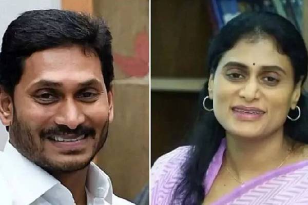 Sharmila meets Jagan, invites him for her son’s wedding