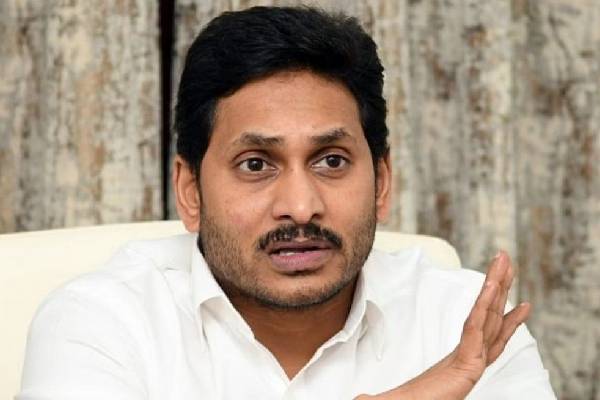 Jagan asks Party coordinators to guide candidates