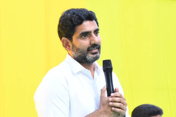 Jagan spending Rs 300 cr to defeat me, says Lokesh