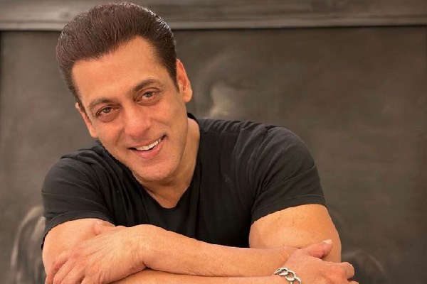 Gunshots outside Salman Khan’s Mumbai Residence