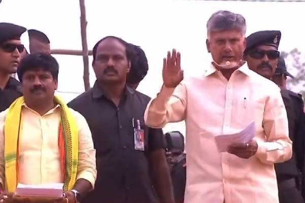 Naidu’s promise to repeal Land Titling Act soon after coming to power