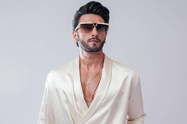 Ranveer Singh’s Commitment for Mythri Movie Makers