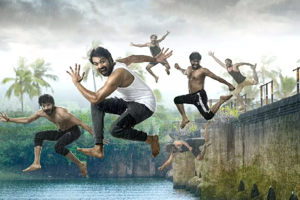 Aay movie review Aay movie review