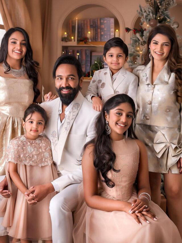 Manchu Vishnu Family Celebrates Christmas 2024 (1)