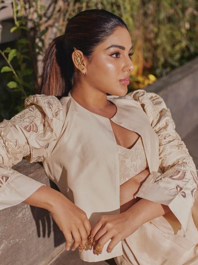 Samyuktha Menon (1)