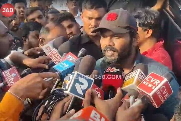 High tension in Mohan Babu University