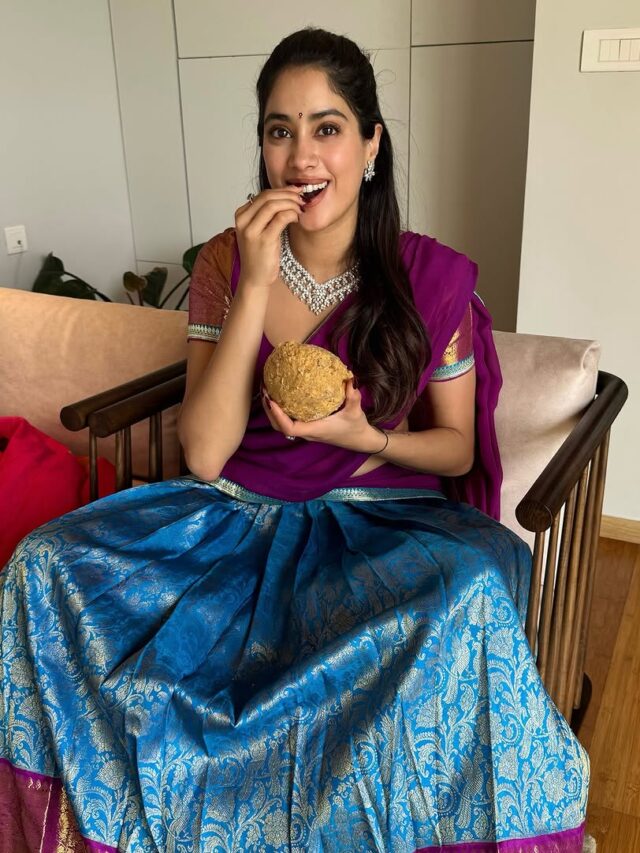 Janhvi Kapoor (30)