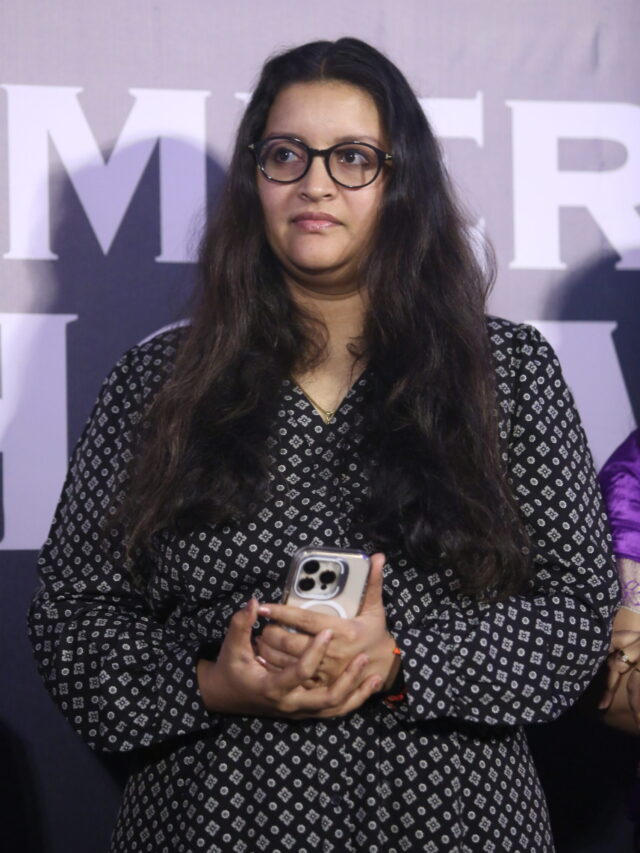 Renu Desai (1)