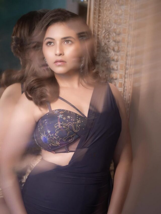 Anjali4