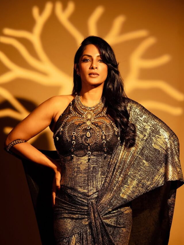 Sriya Reddy (1)
