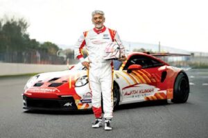 Massive Car Accident for Ajith again