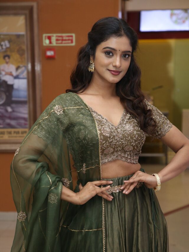 Roopa Koduvayur (8)