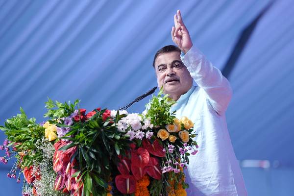 Gadkari's big promise to Telangana