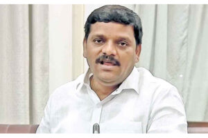 Teemaar Mallanna Sparks Outrage with Offensive Comments on Kavitha