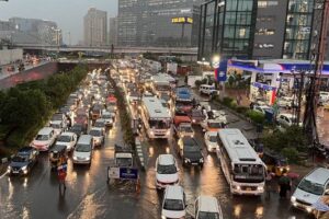 IMD issues Red Alert for Telangana districts