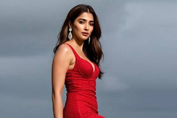 Pooja Hegde opens up about a Shocking Incident