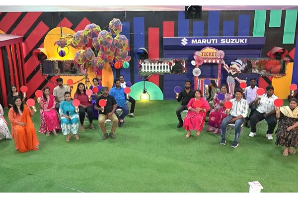 Bigg Boss 9 Telugu: Suman and Pavan out of Race and Sanjana Comes Back