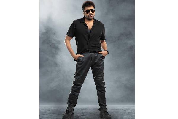Chiranjeevi shares his happiness for MSG Record Breaking Success