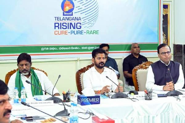 Telangana Cabinet Makes History With Medaram Meet, Clears Municipal Polls and District Reorganisation