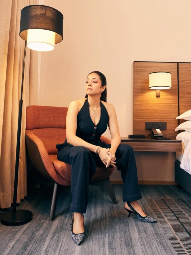 Jyotika Confident Look In denim Outfit