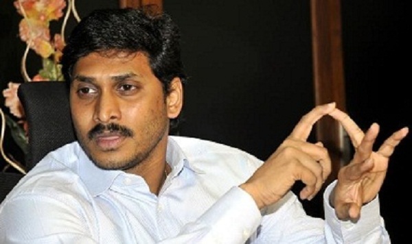 జగన్ పార్టీని నిలబెట్టుకోగలరా?