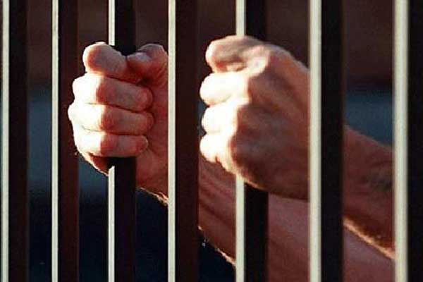 ఆర్కే పలుకు : నేరస్తులకు సంక్షేమ పథకాలు ఆపేయాలి!