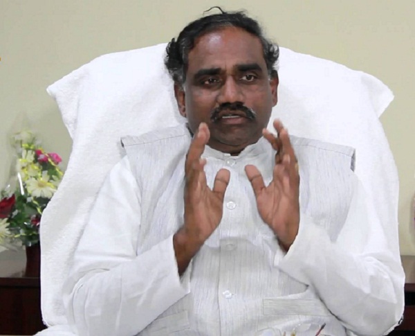 అవును రాజధానిలో భూమి కొనుకొన్నాము: తెదేపా