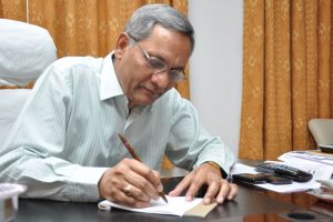ఎడిటోరియల్ డైరక్టర్‌ “సాక్షి”లో ఇమడలేకపోతున్నారా..?