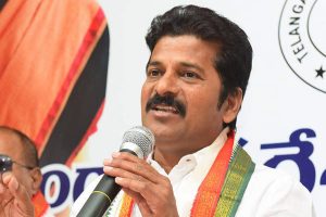 మీడియా వాచ్ : రేవంత్ కోసం మళ్లీ అరగంట కేటాయిస్తున్న టీవీ9..!