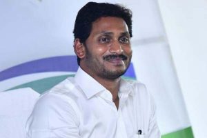 చైతన్య : తెలుగు మీడియంపై కాదు.. తెలుగు మీడియాపై కసి..!