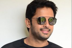కేసీఆర్‌ని ఆహ్వానించిన నితిన్‌